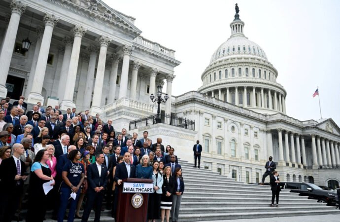 America on Pause: Inside the 2025 U.S. Government Shutdown